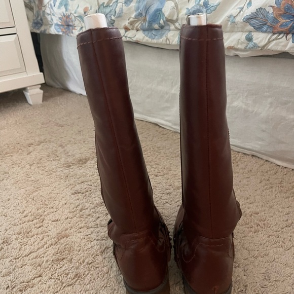 UGG Riding Boots - Picture 4 of 7